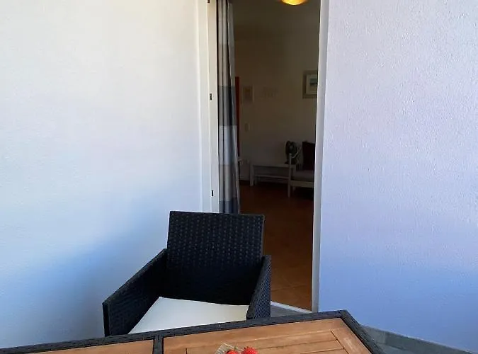 아파트 Casa Kiki 로비니