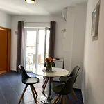 Casa Kiki 公寓 罗维尼