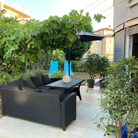 Casa Kiki Apartment