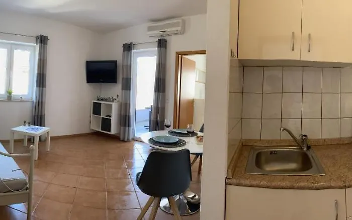 Casa Kiki Appartamento Rovigno